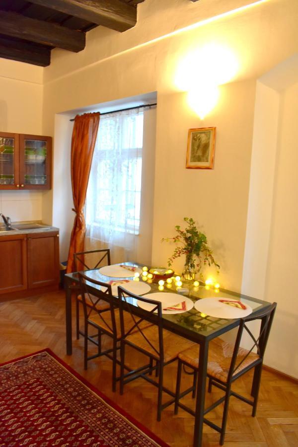 Apartment Lesser Town! Prága Kültér fotó