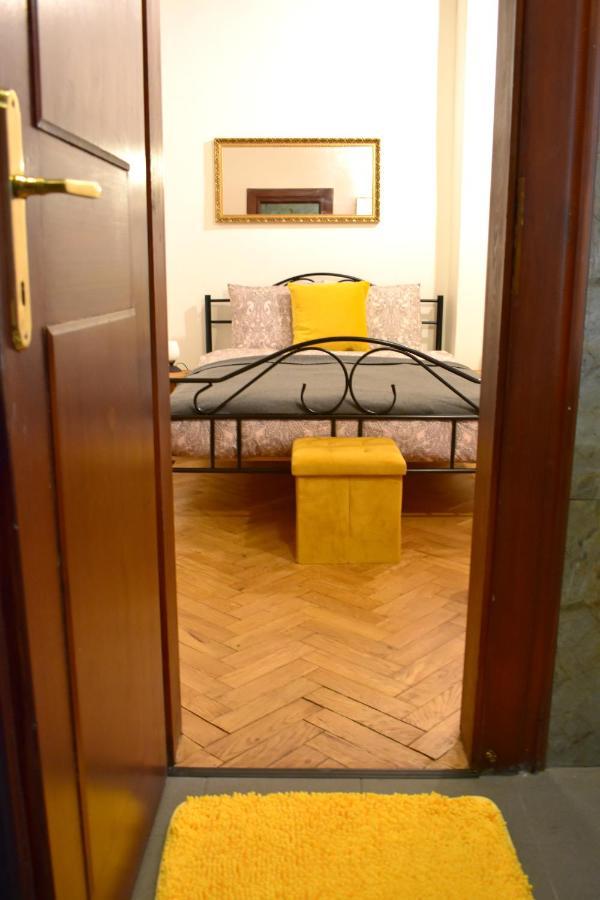 Apartment Lesser Town! Prága Kültér fotó